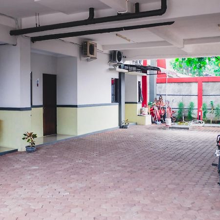 Reddoorz Plus @ Helvetia Medan Exterior foto
